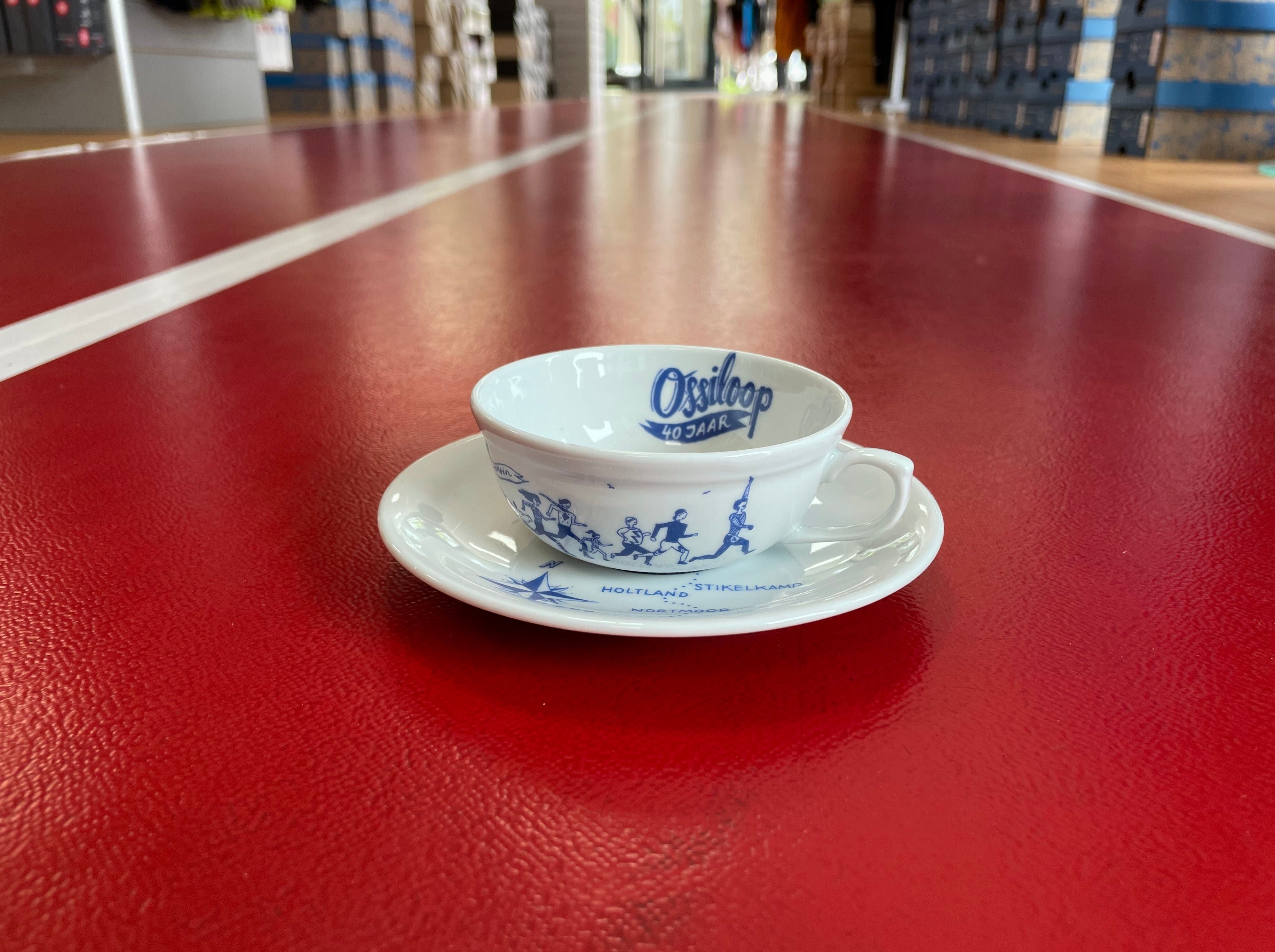 Ossiloop Teetasse